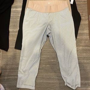 GAP- MATERNITY PANTS➡️1 Shorts-5 items